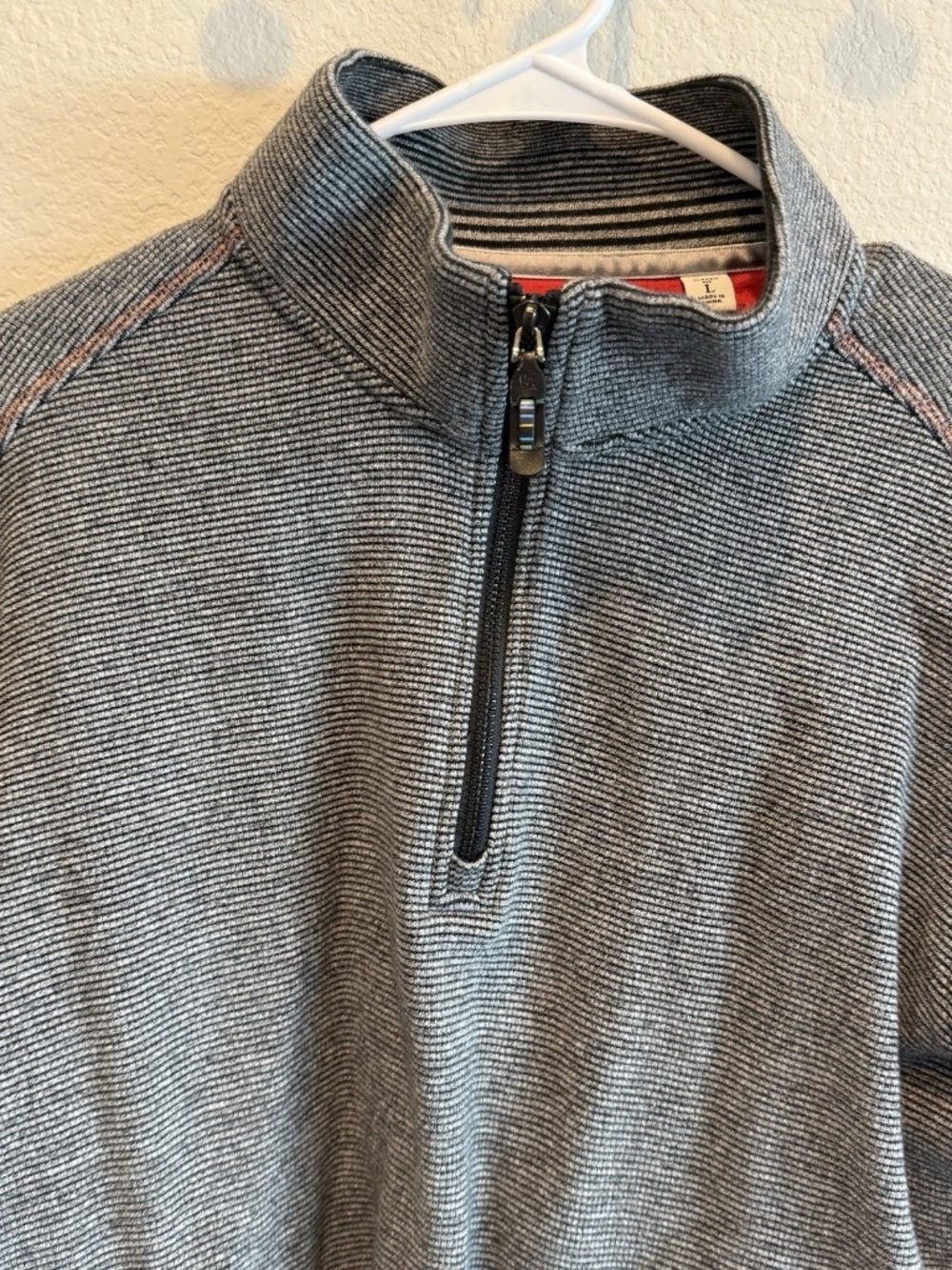 Robert Graham Classic Fit Quarter Zip Pullover Sweater Gray Men’s Large 1/4 - Picture 2 of 8